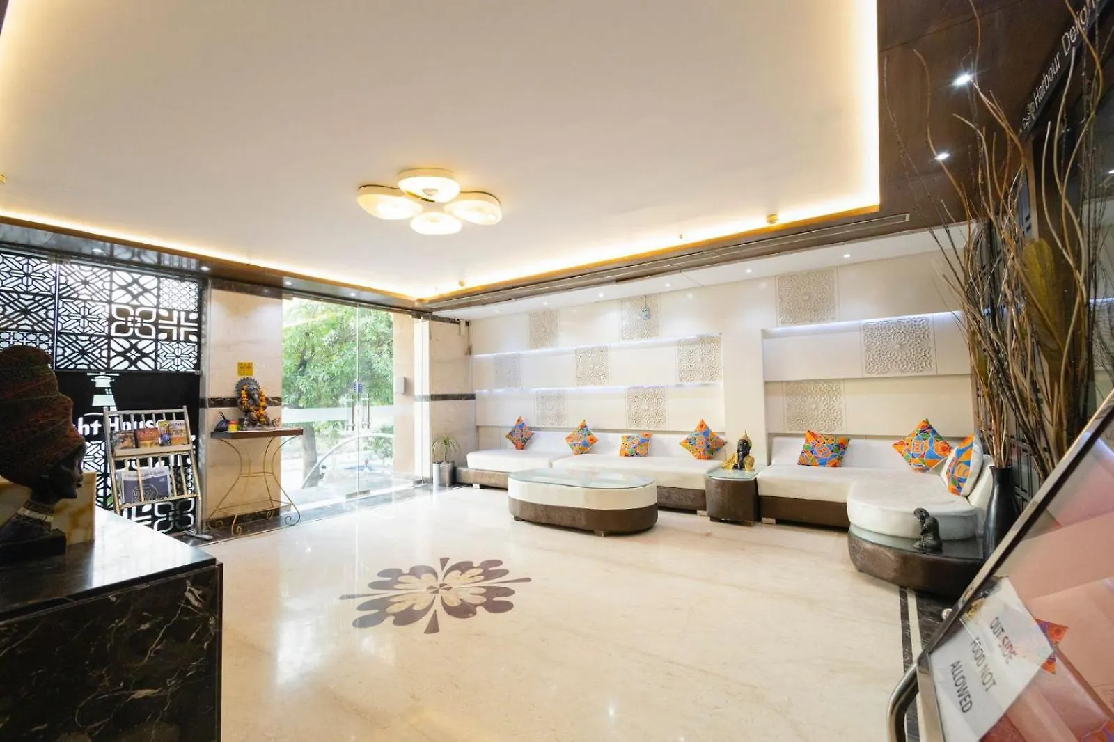 ****  Hotel Sahibs Lighthouse - Swimming Pool Agra  India