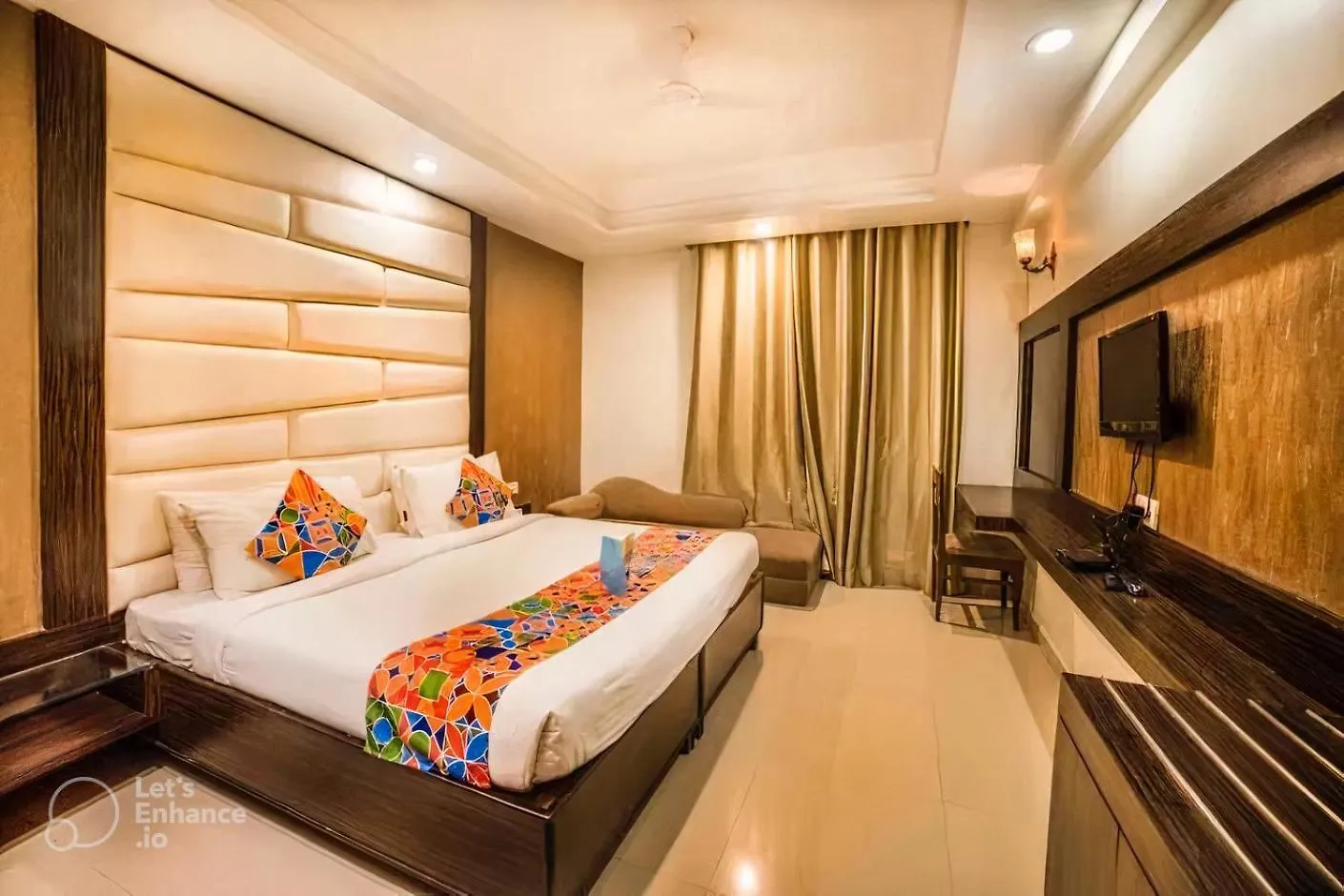 Hotel Sahibs Lighthouse - Swimming Pool Agra   Agra (Uttar Pradesh)